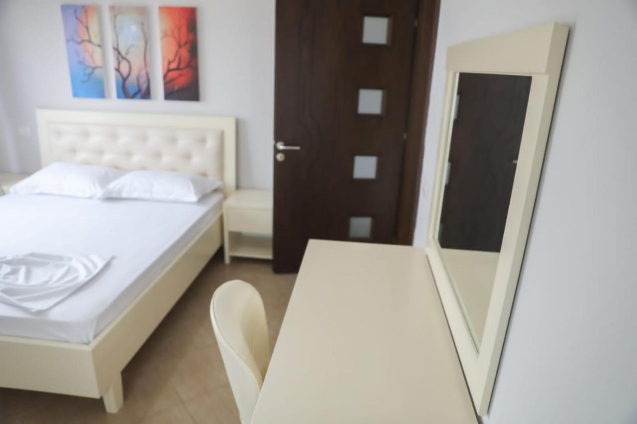 Luis Penthouse Apartment Berat Exterior photo